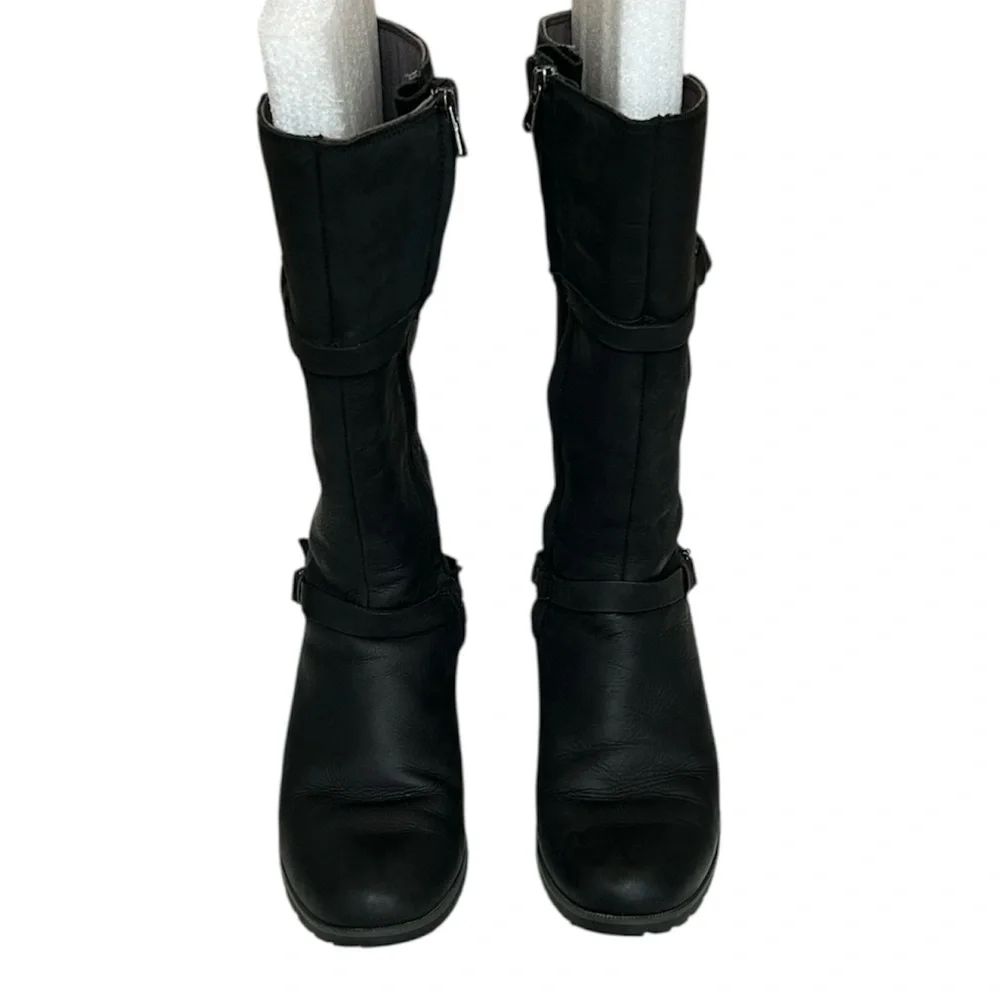 Teva women’s Size US 8.5 / EU 39.5 waterproof black leather boots. Style 1003011